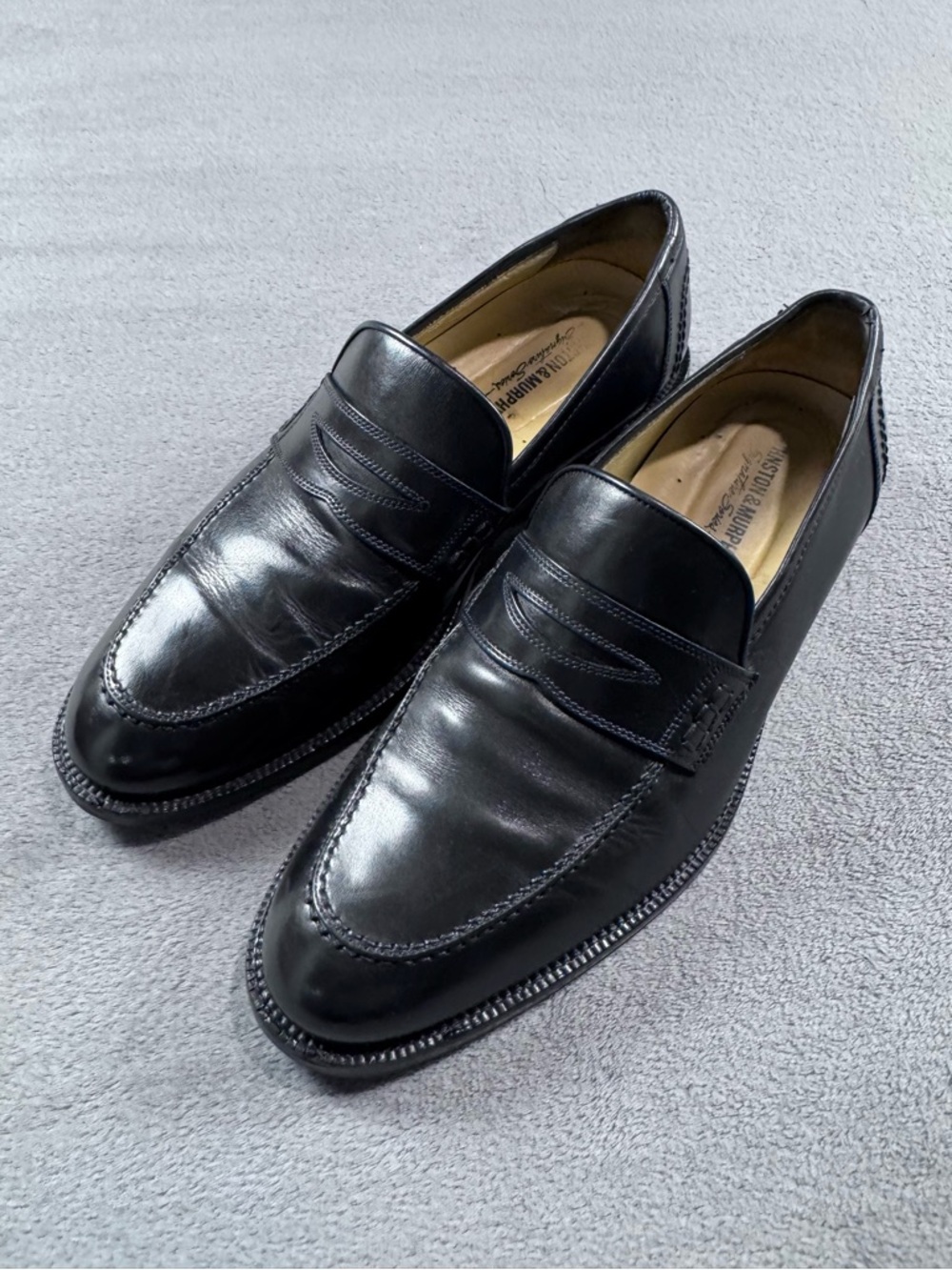 Johnston & Murphy Men’s Black Leather Signature Series Penny Loafers